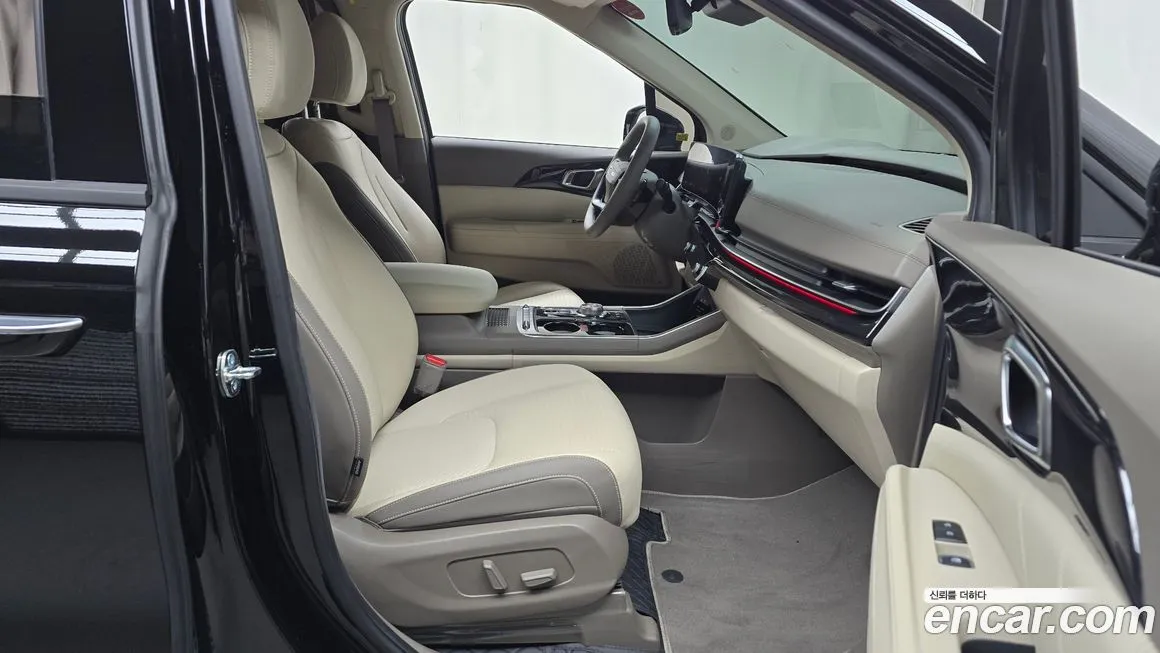 Kia Carnival — фото 10