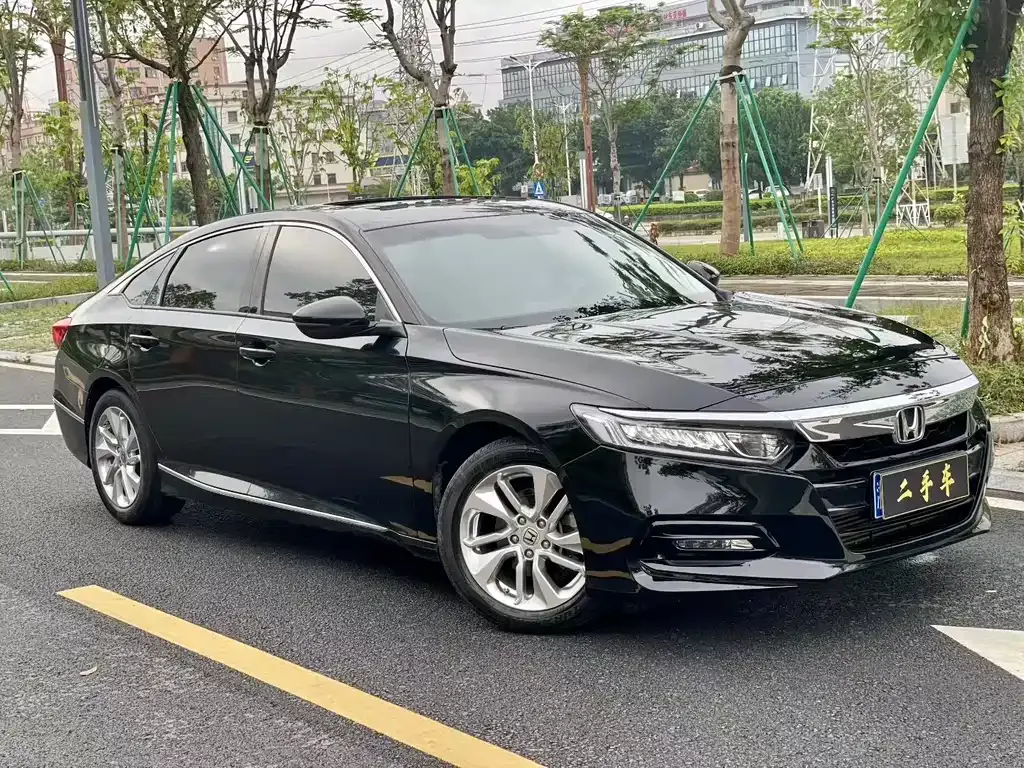 Honda Accord — фото 3