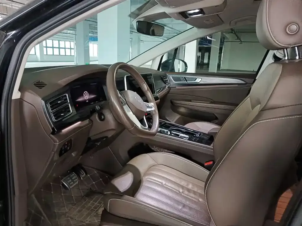 Volkswagen Viloran 2023 из CN, фото 7