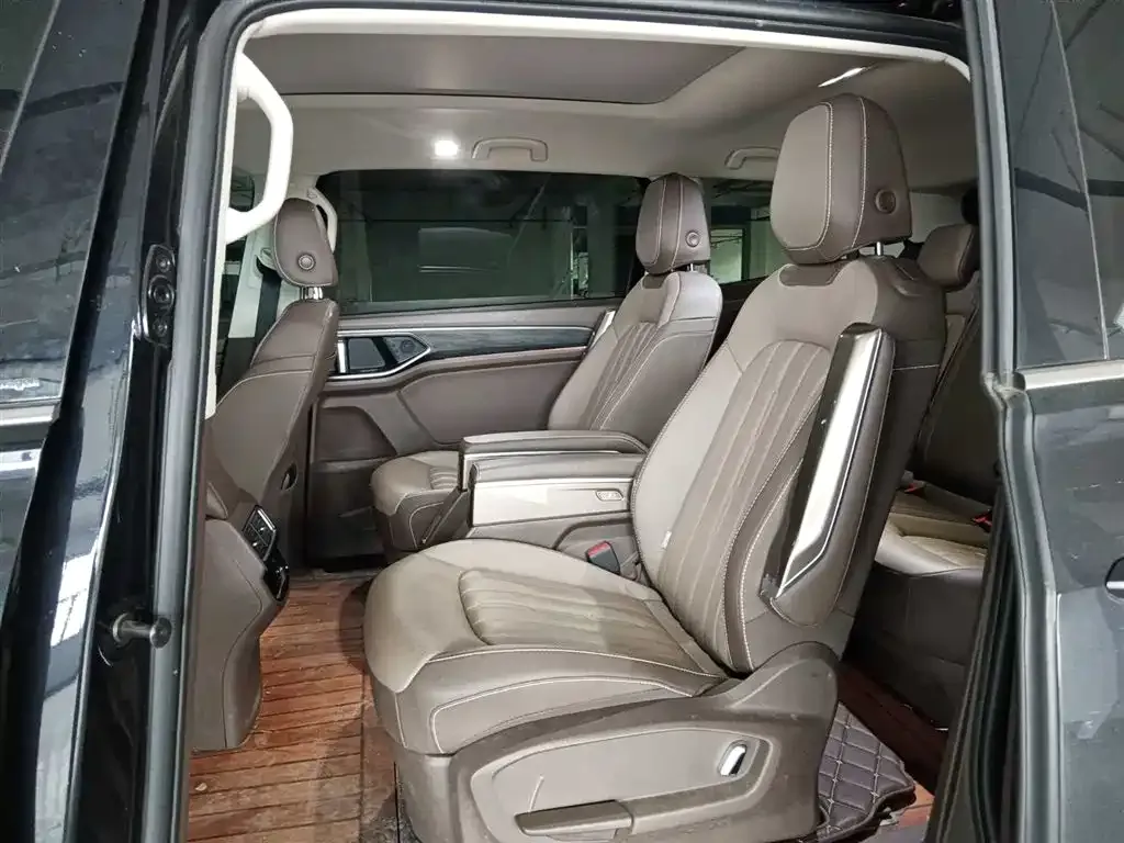 Volkswagen Viloran 2023 из CN, фото 9