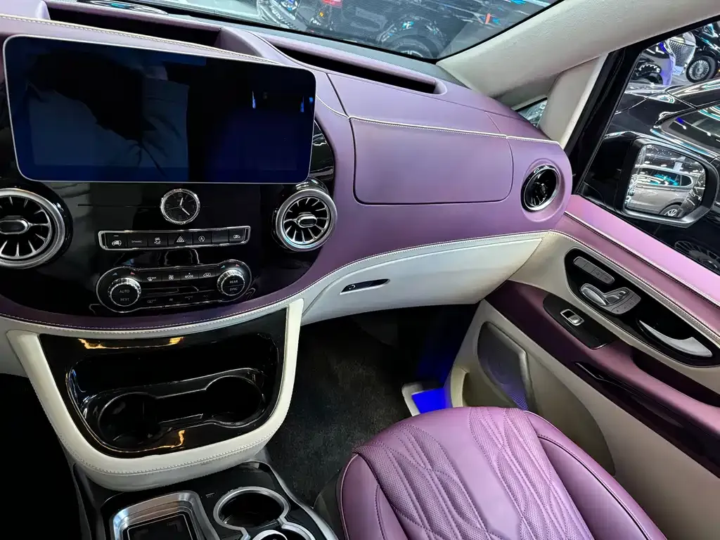 Mercedes-Benz Vito 2023 из CN, фото 8
