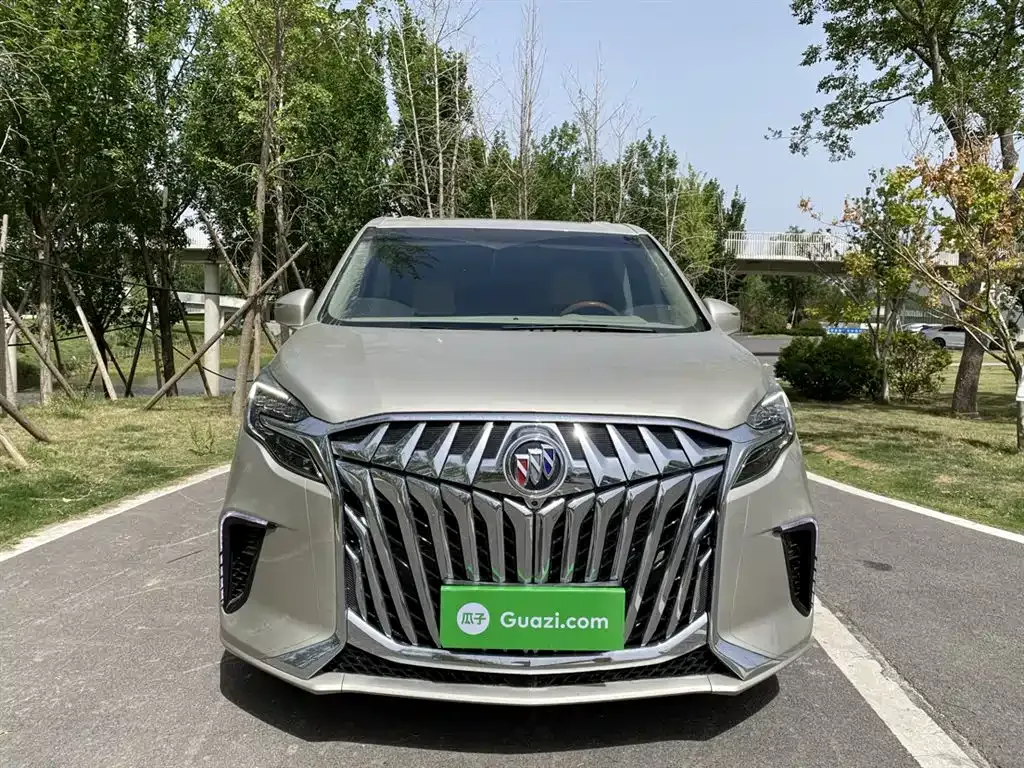 Buick GL8 2022 из CN, фото 3