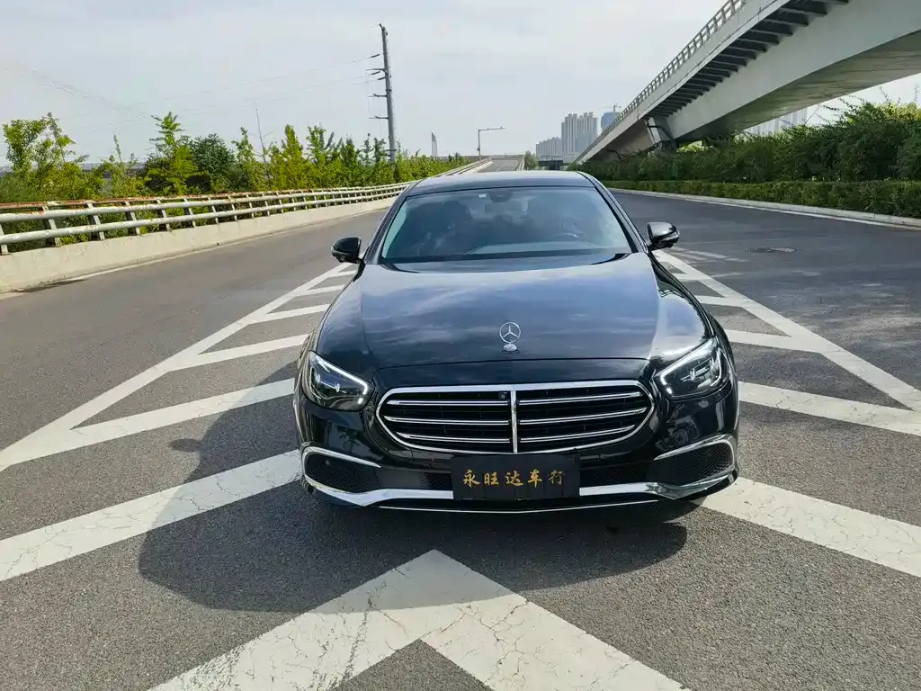 Mercedes-Benz E-Class 2022 из CN, фото 2