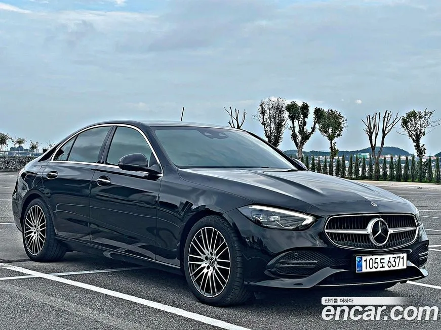Mercedes-Benz C-Class 2024 из KR, фото 2