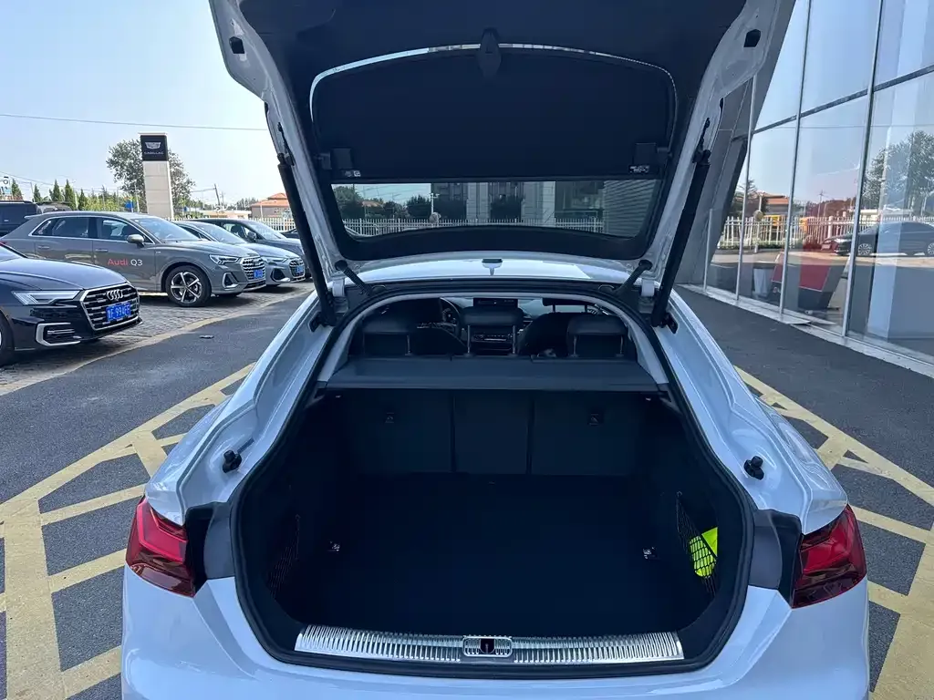 Audi A5 (Import) 2024 из CN, фото 7