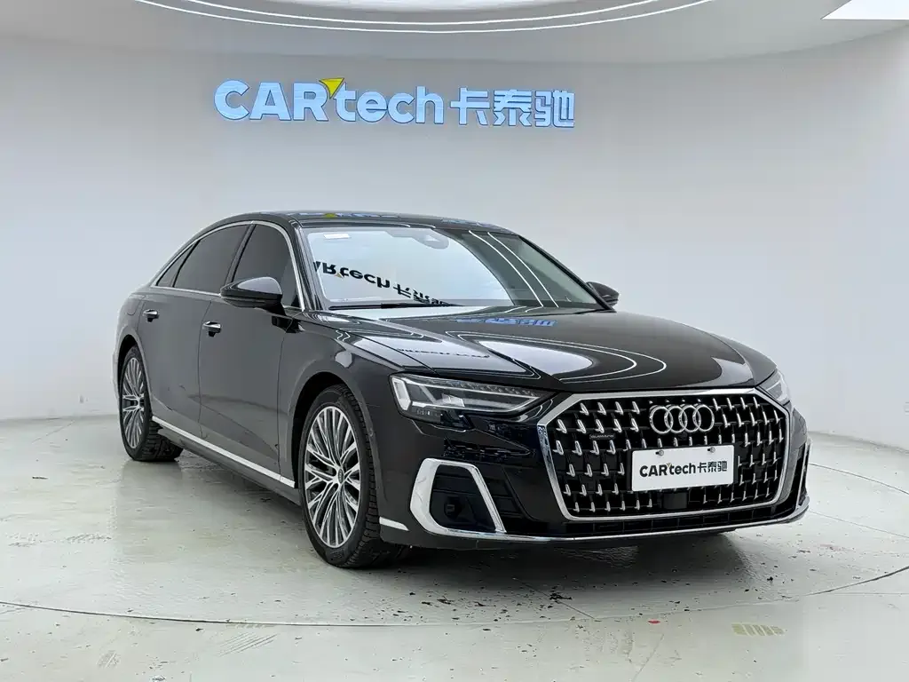 Audi A8 2023 из CN, фото 3