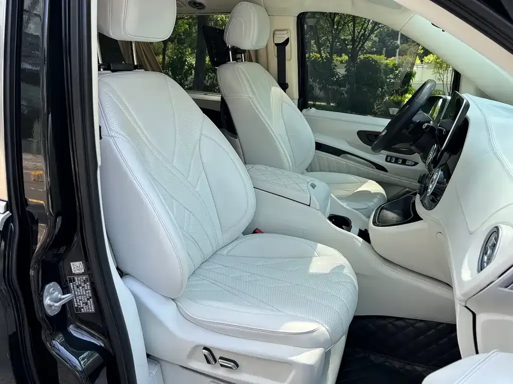 Mercedes-Benz Vito 2021 из CN, фото 8