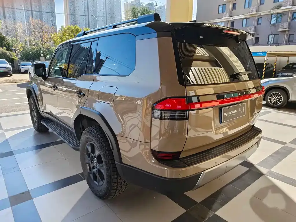 Lexus GX 2025 из CN, фото 4