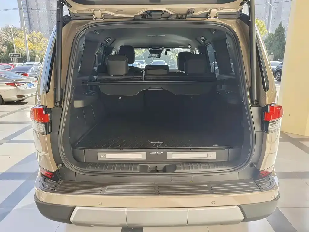 Lexus GX 2025 из CN, фото 6
