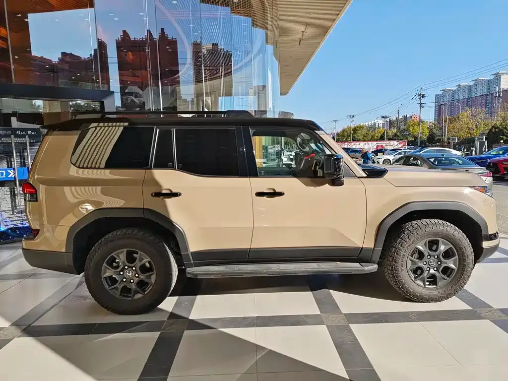 Lexus GX 2025 из CN, фото 8