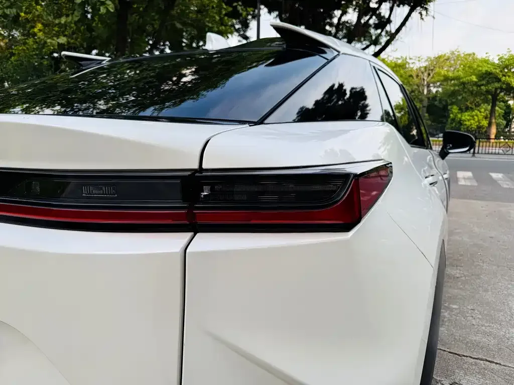 Lexus RZ 2023 из CN, фото 9