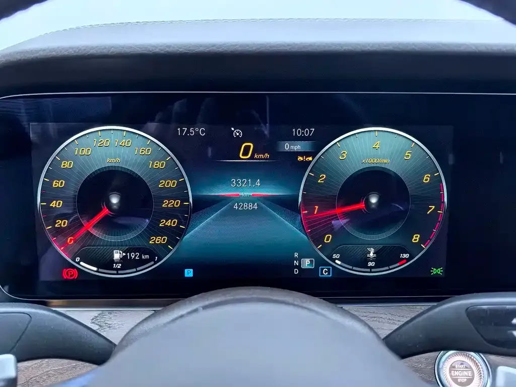 Mercedes-Benz E-Class 2023 из CN, фото 4