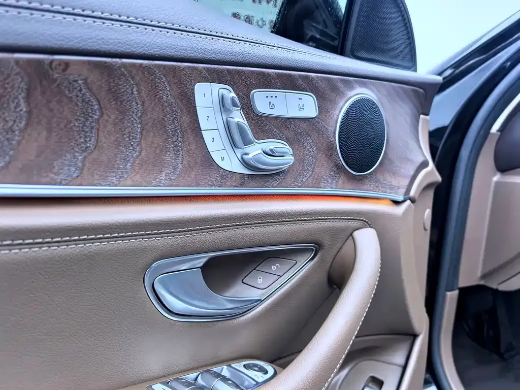 Mercedes-Benz E-Class 2023 из CN, фото 6