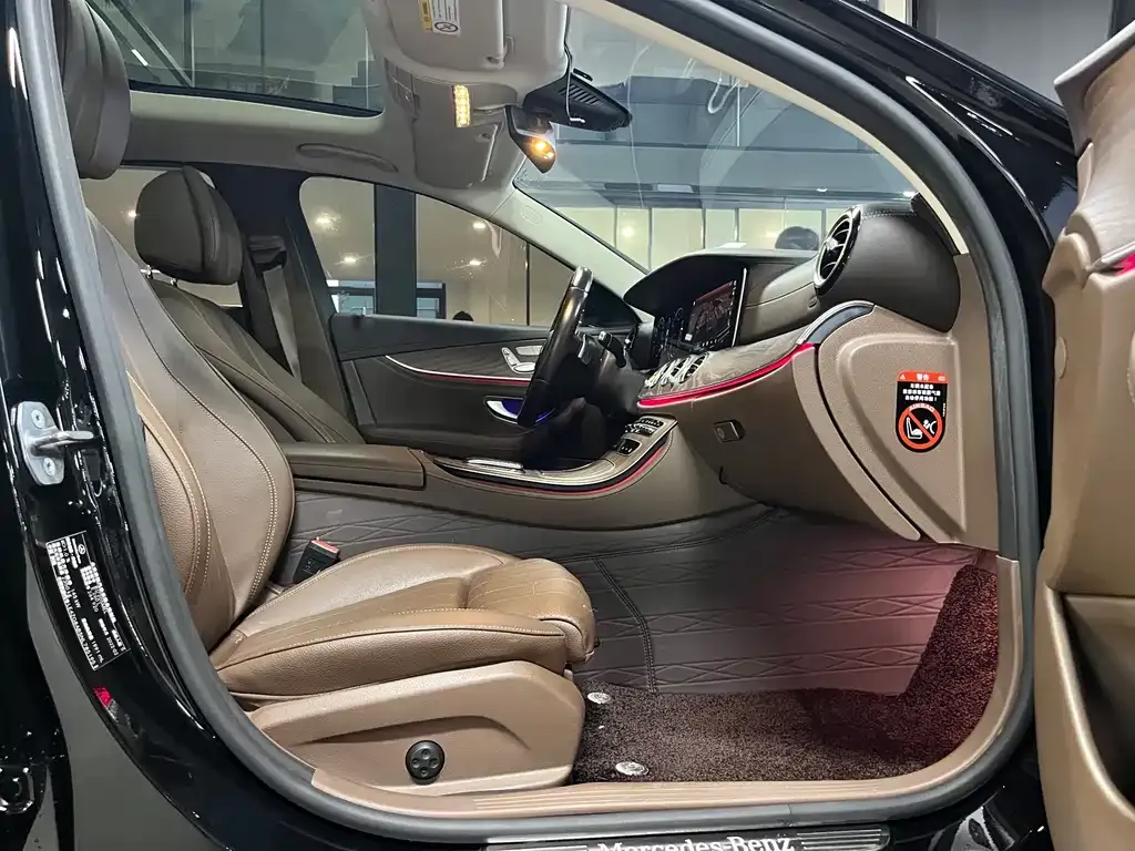 Mercedes-Benz E-Class 2022 из CN, фото 9