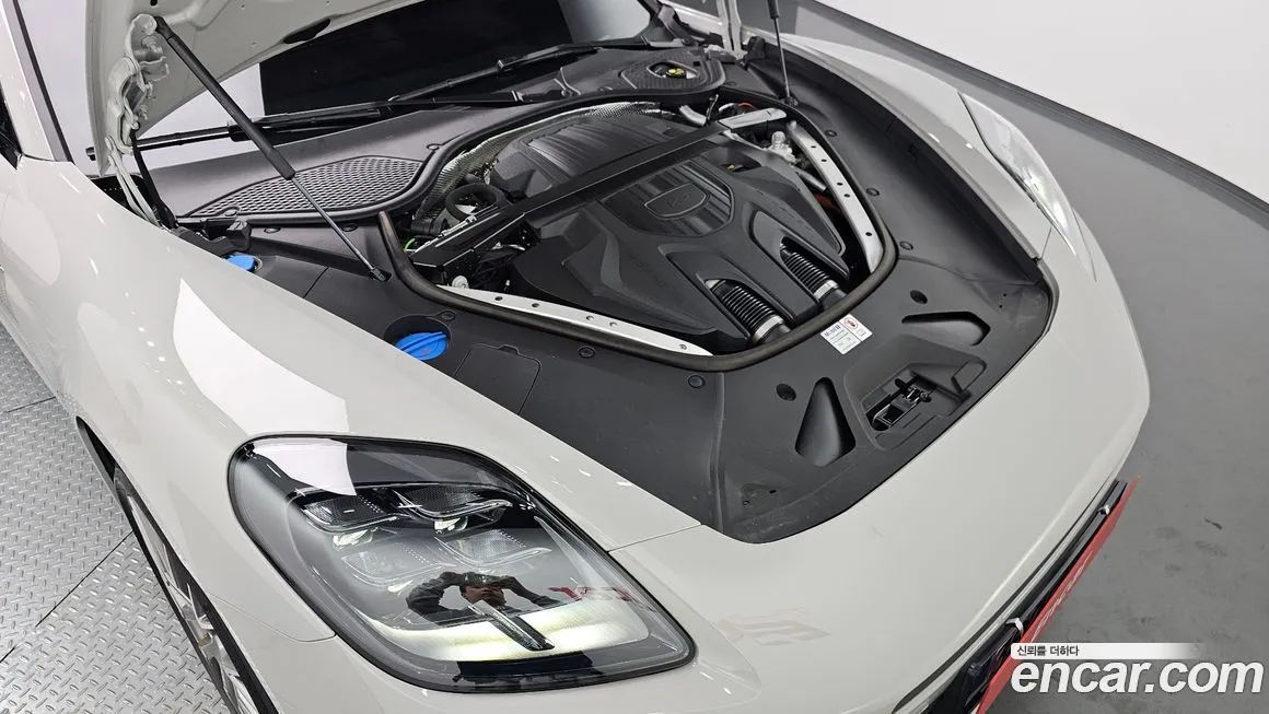 Porsche Panamera 2025 из KR, фото 6