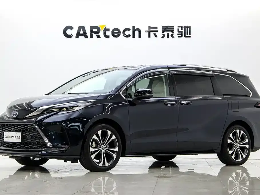 Toyota Granvia 2023 из CN, фото 1