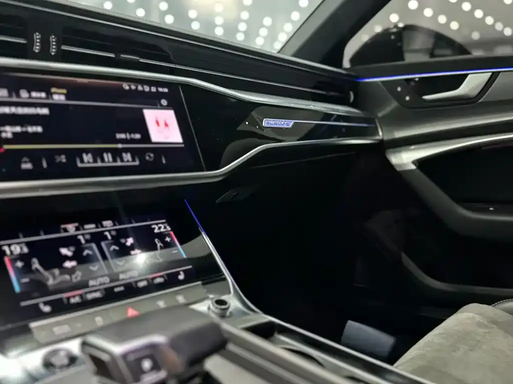 Audi A6L 2022 из CN, фото 7