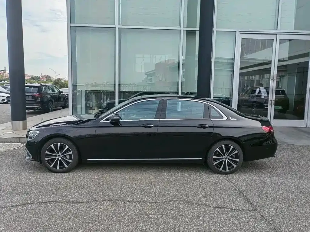 Mercedes-Benz E-Class New Energy 2021 из CN, фото 2