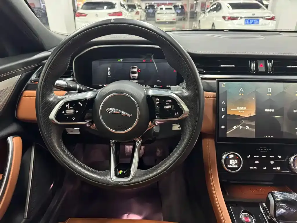 Jaguar XFL 2023 из CN, фото 10