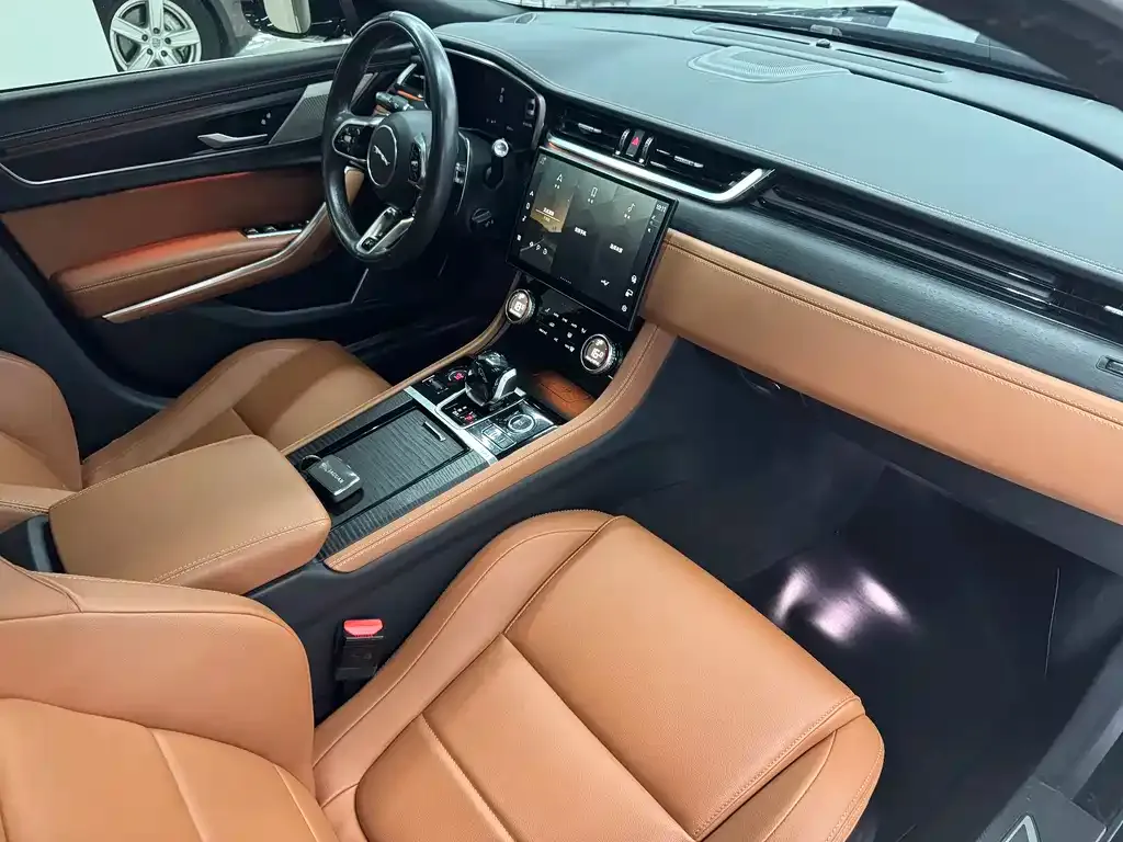 Jaguar XFL 2023 из CN, фото 6