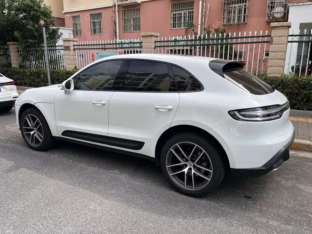 Porsche Macan 2023 из CN, фото 3