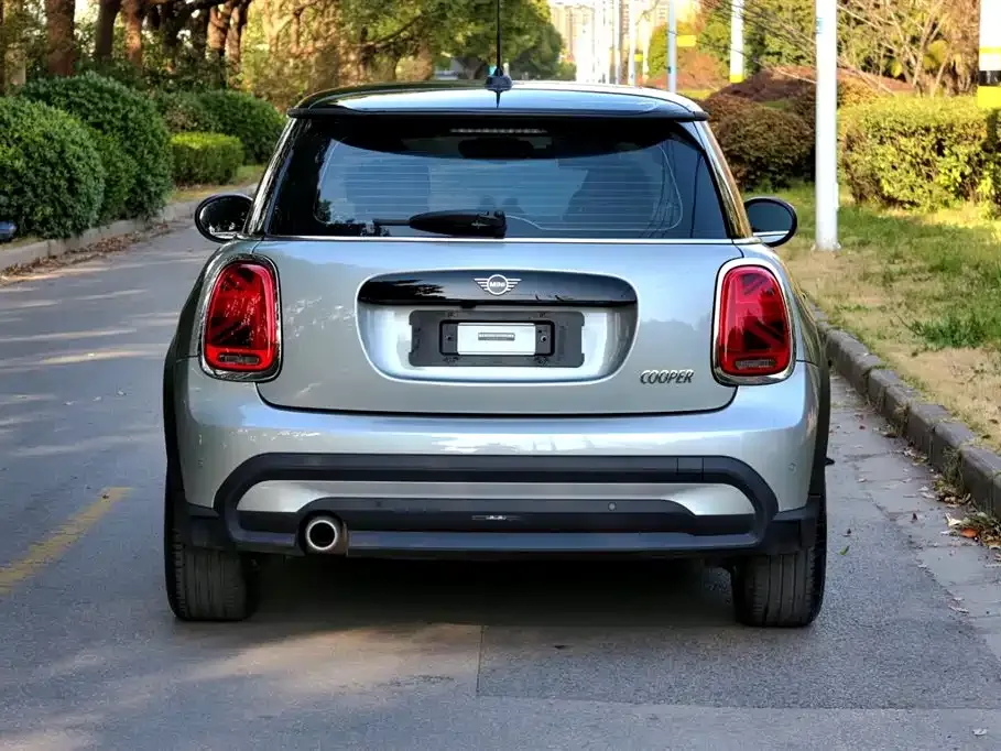 MINI Cooper (3-door) 2023 из CN, фото 6