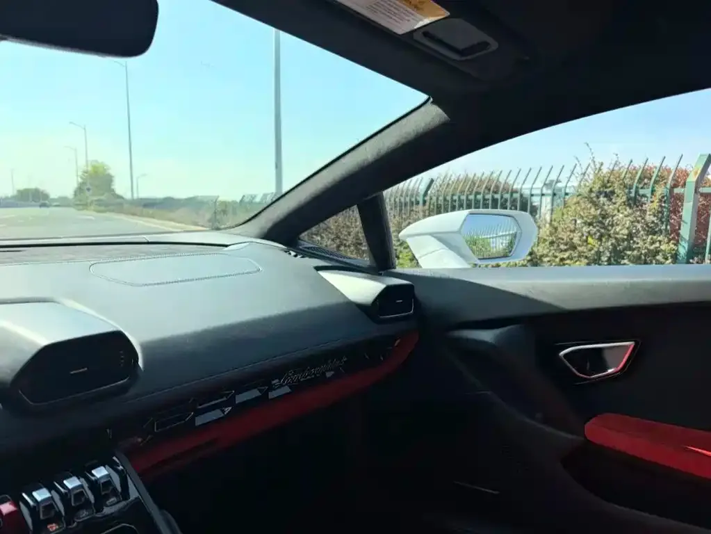 Lamborghini Huracan 2021 из CN, фото 7