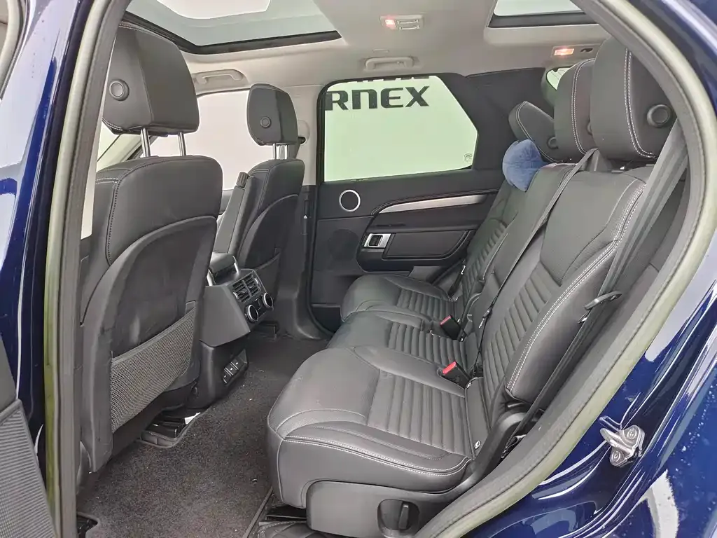 Land Rover Discovery 2023 из CN, фото 8