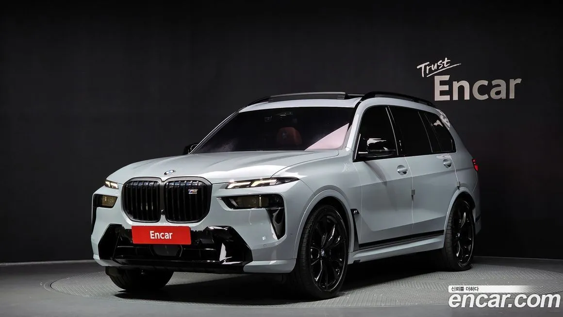 BMW X7 — фото 1