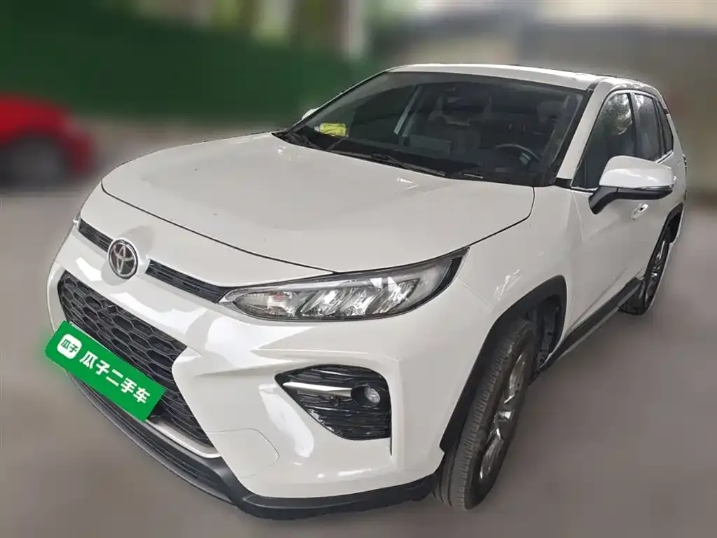 Toyota Wildlander — фото 1