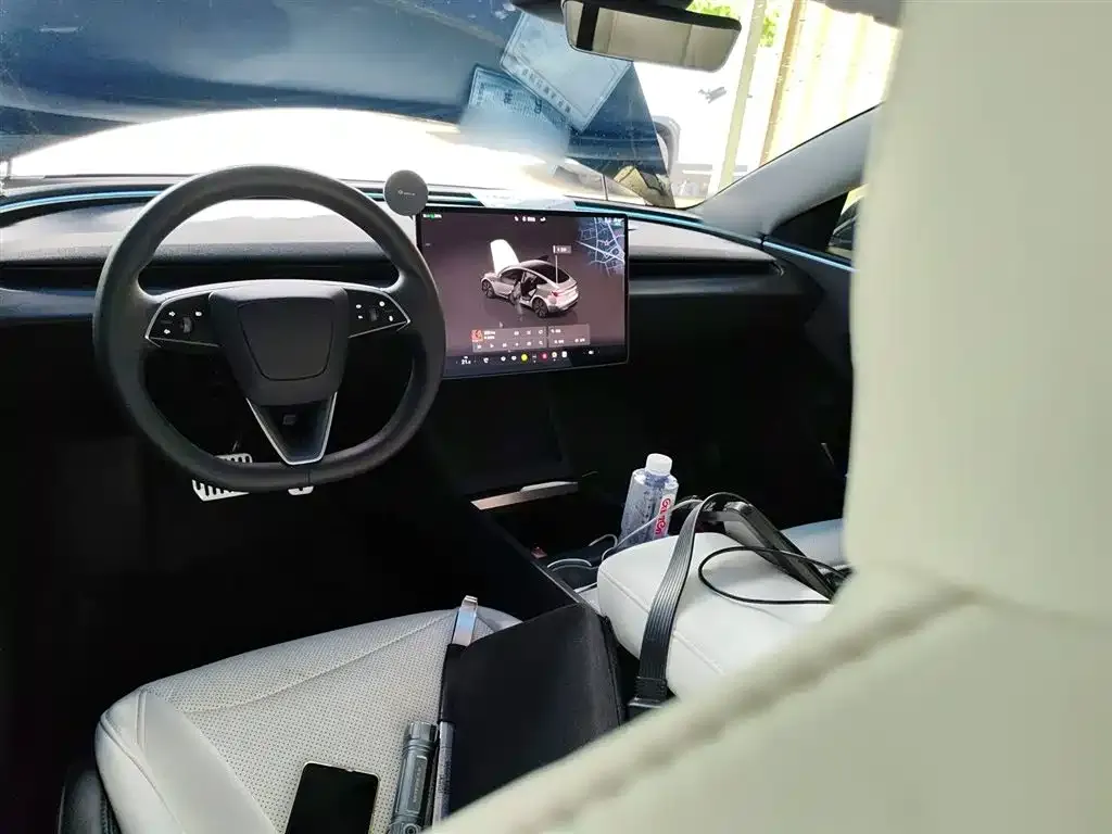 Tesla Model 3 2023 из CN, фото 10