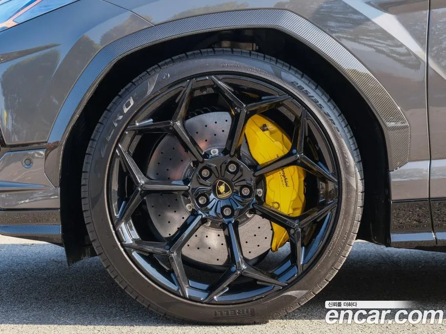 Lamborghini Urus 2024 из KR, фото 5