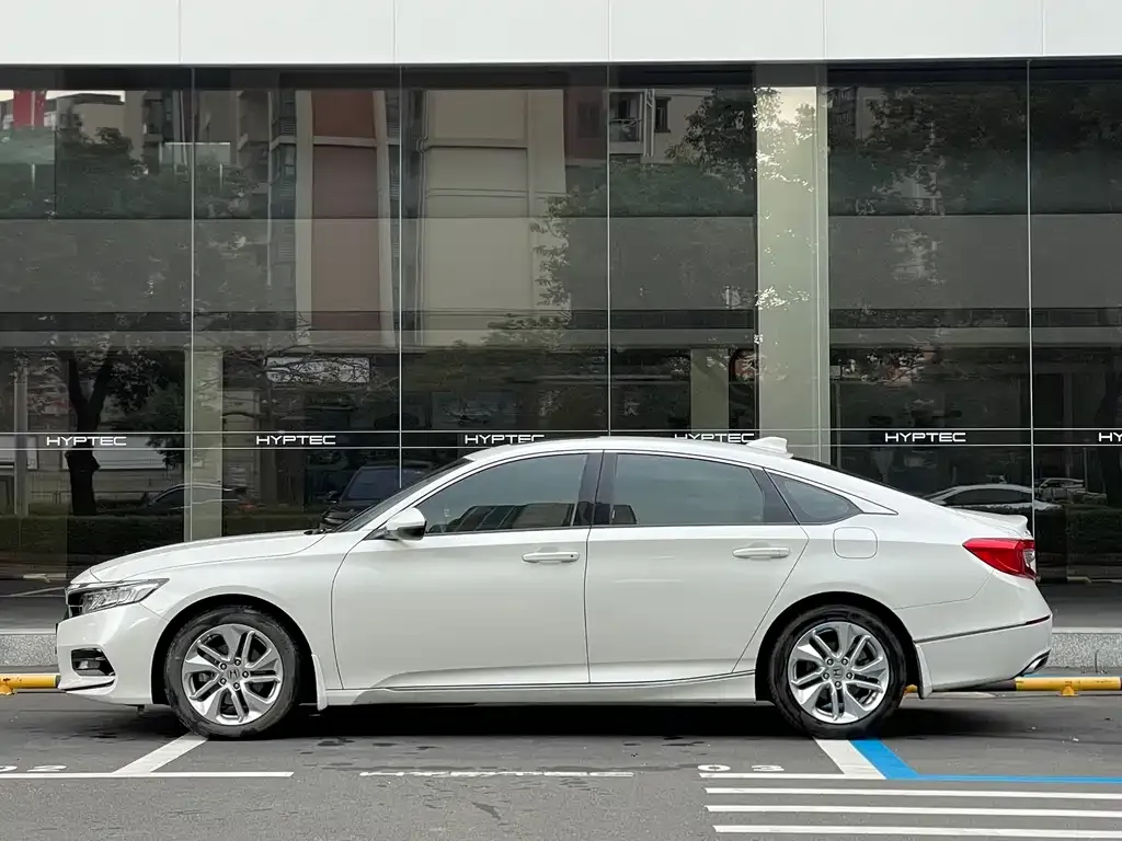 Honda Accord 2021 из CN, фото 4