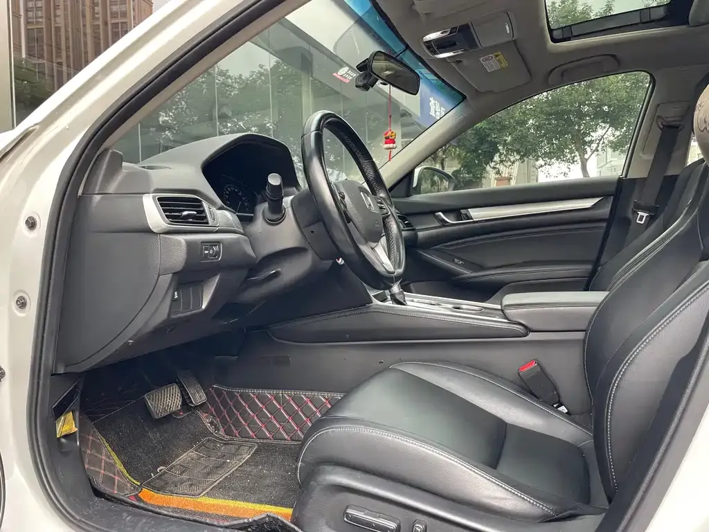 Honda Accord 2021 из CN, фото 5