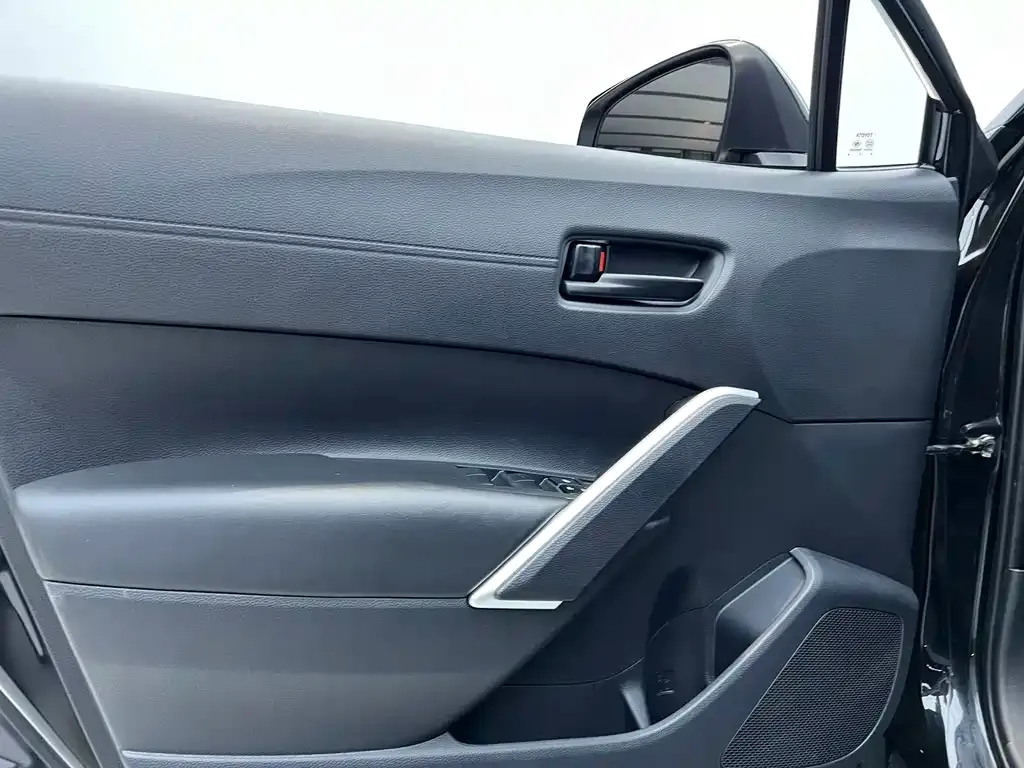 Toyota Frontlander 2022 из CN, фото 10