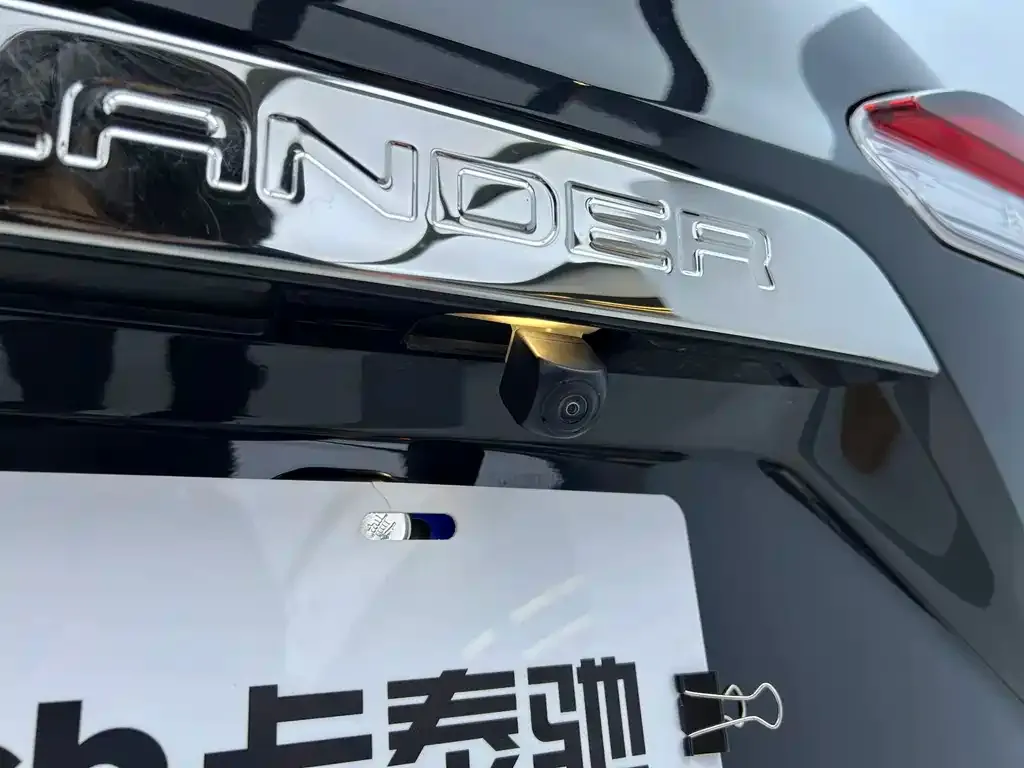 Toyota Frontlander 2022 из CN, фото 8