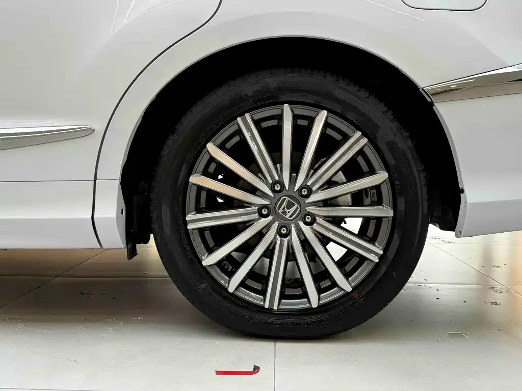 Honda Elysion 2025 из CN, фото 10