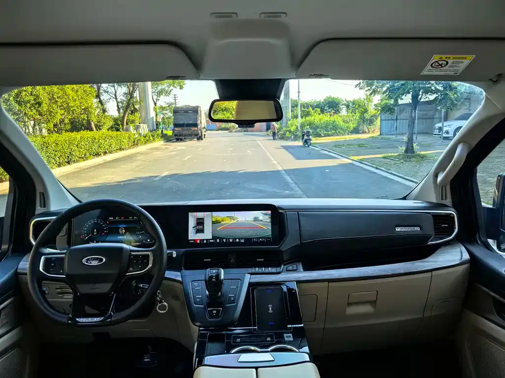 Ford Tourneo 2023 из CN, фото 6