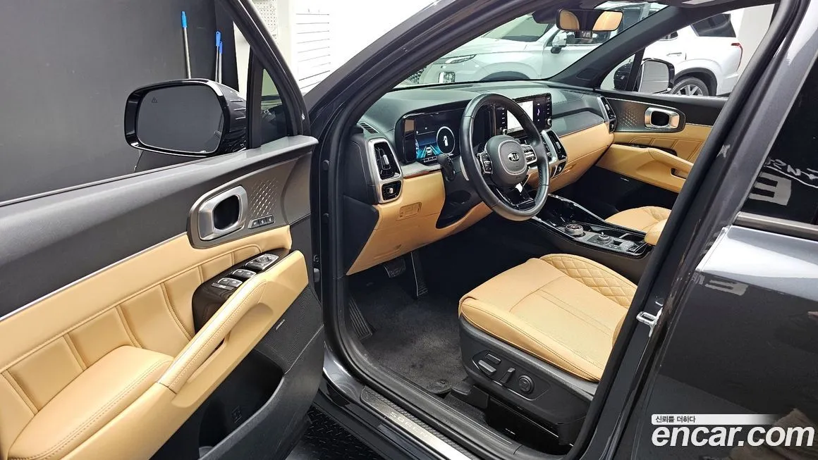 Kia Sorento — фото 10