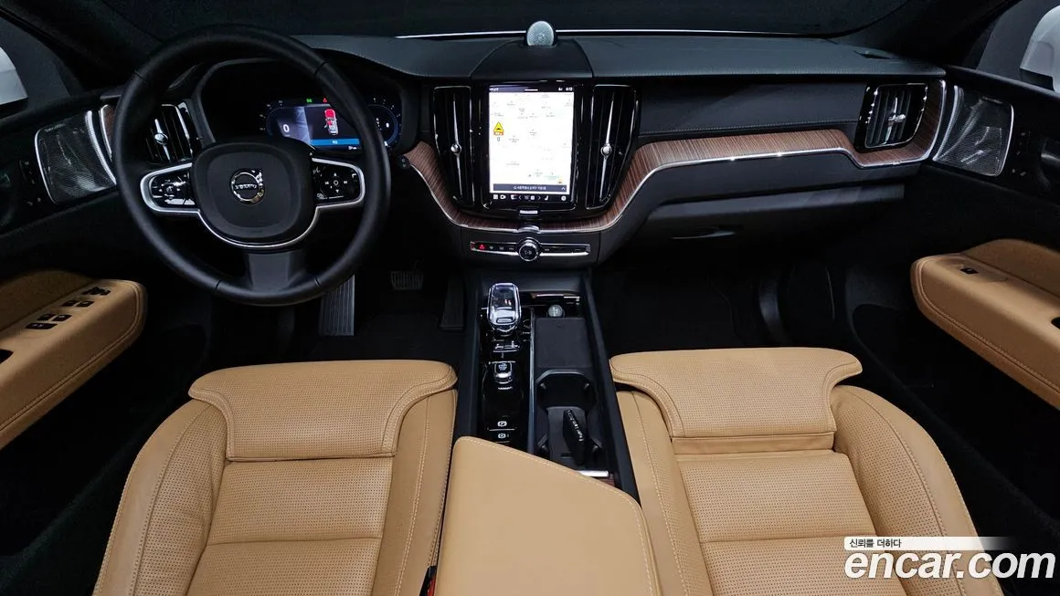 Volvo XC60 2025 из KR, фото 7