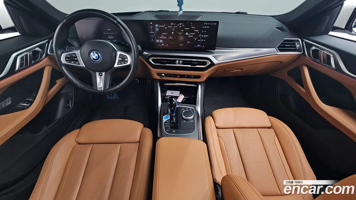 BMW i4 — фото 7