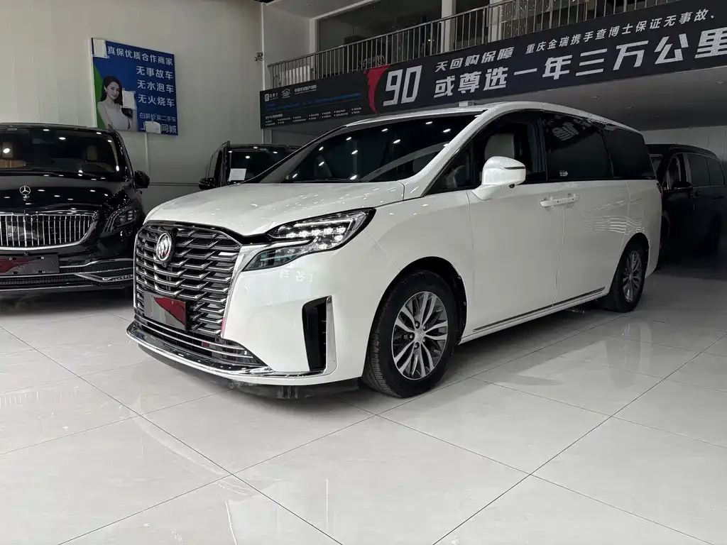 Buick GL8 2023 из CN, фото 1