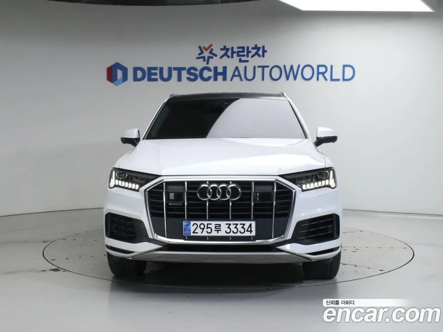 Audi Q7 2021 из KR, фото 3