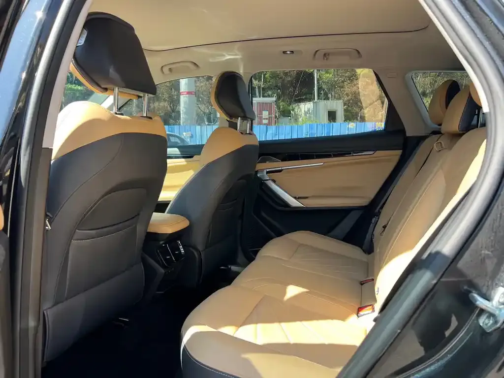 Geely Boyue L 2023 из CN, фото 5