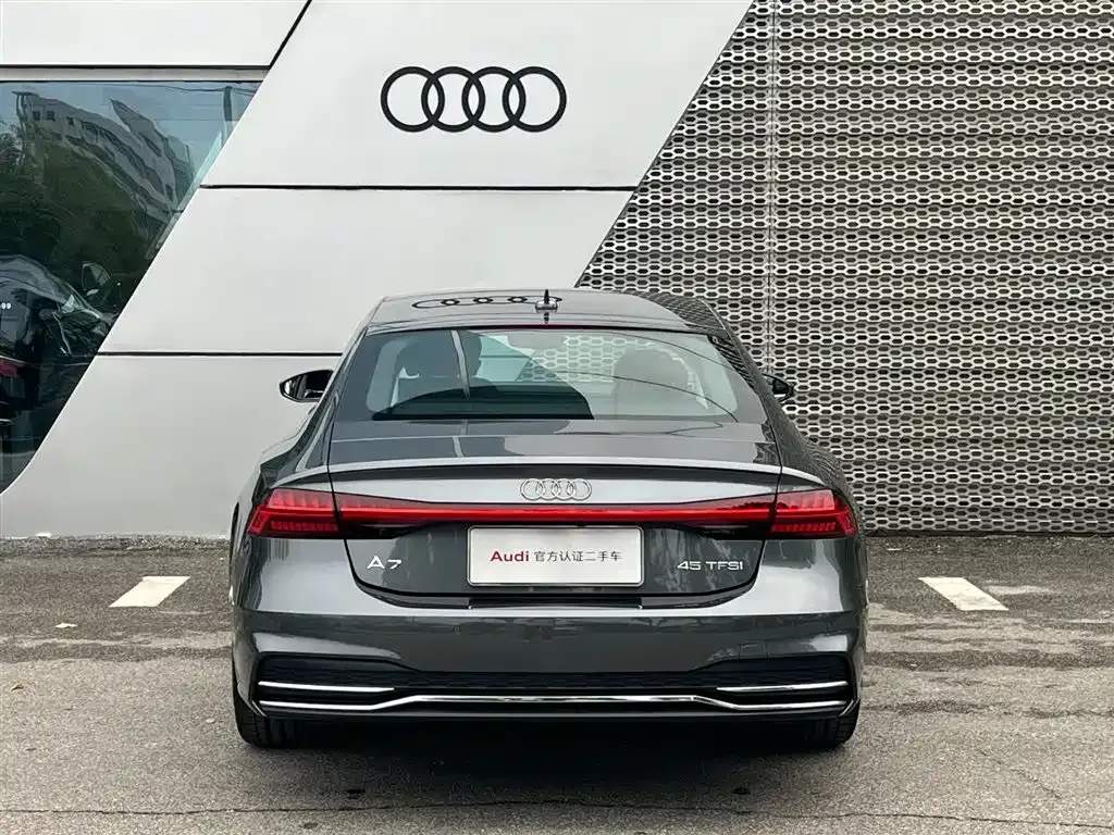 Audi A7 2024 из CN, фото 4