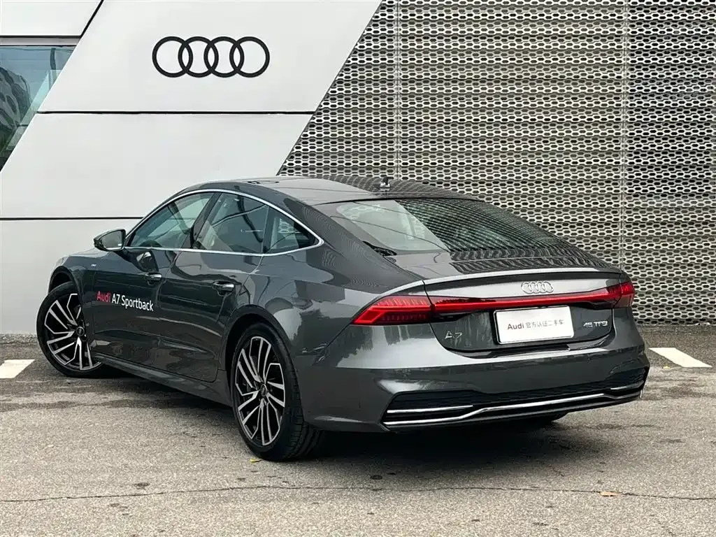 Audi A7 2024 из CN, фото 5