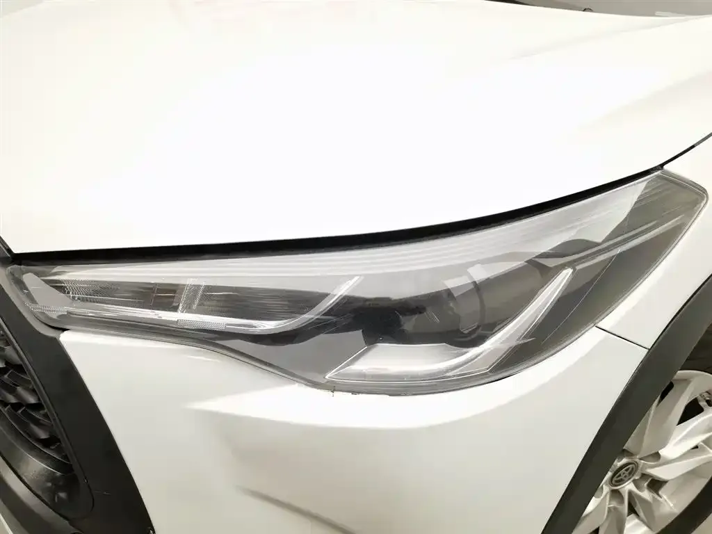 Toyota Corolla Cross 2023 из CN, фото 7