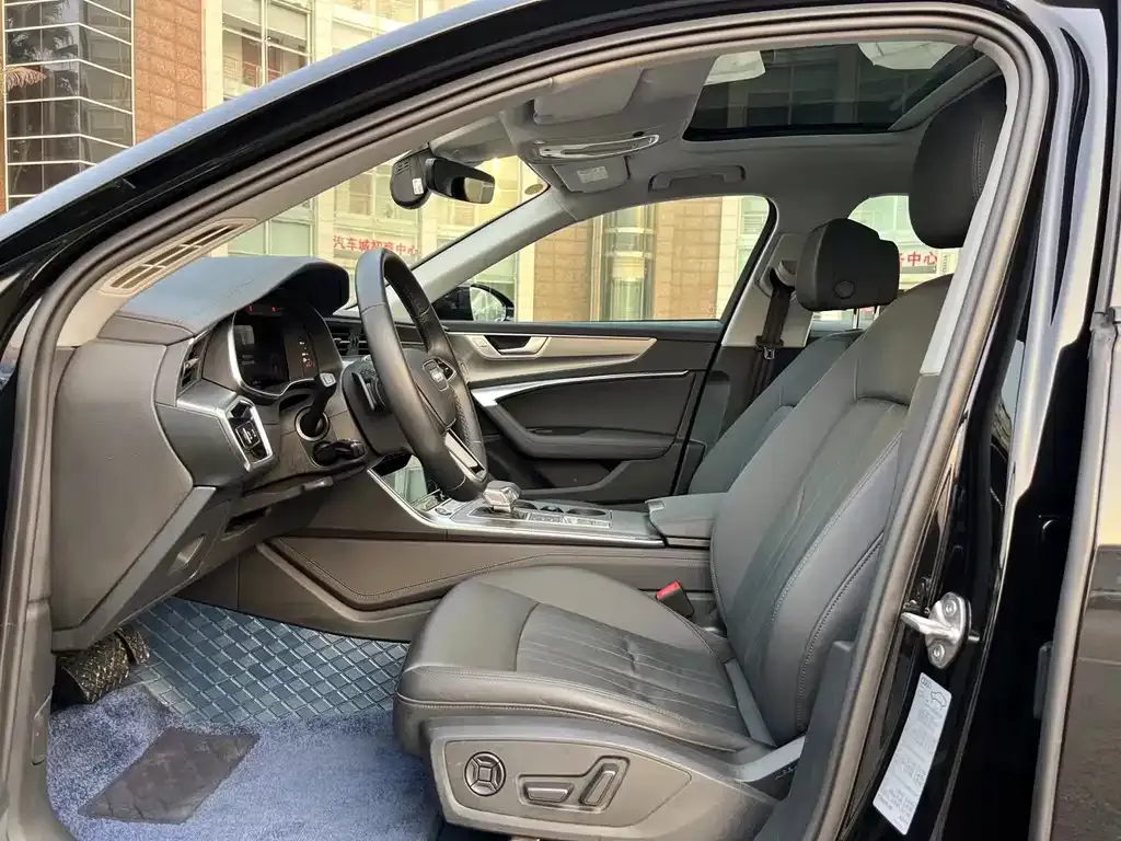 Audi A6 (Import) 2023 из CN, фото 4