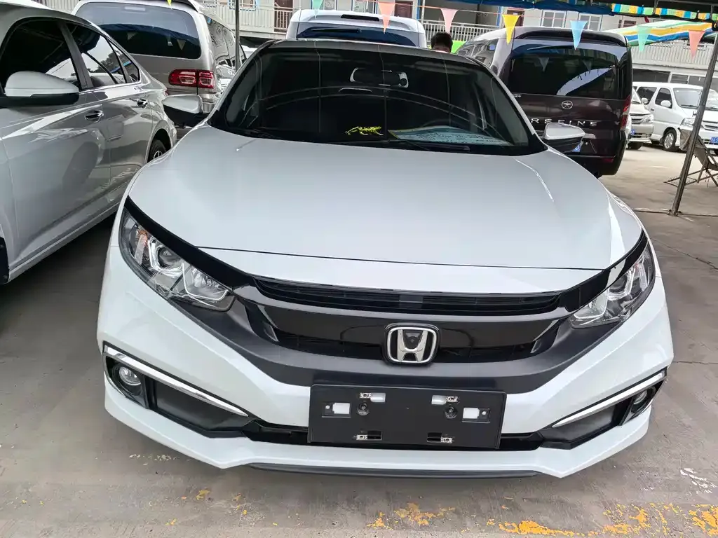 Honda Civic 2021 из CN, фото 2