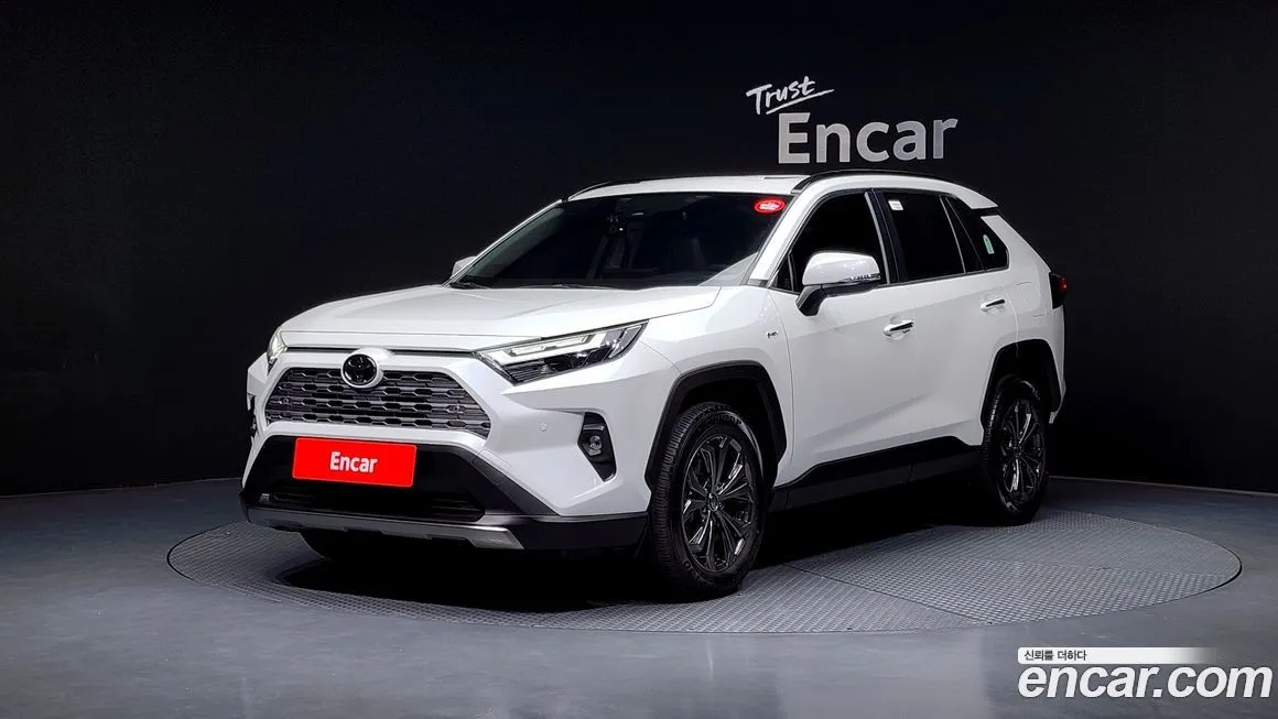 Toyota RAV4 2025 из KR, фото 1